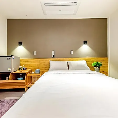 The Jade Hotel Jeju Exterior photo