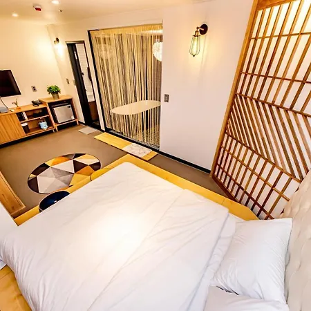 The Jade Hotel Jeju Exterior photo