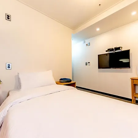 The Jade Hotel Jeju Exterior photo